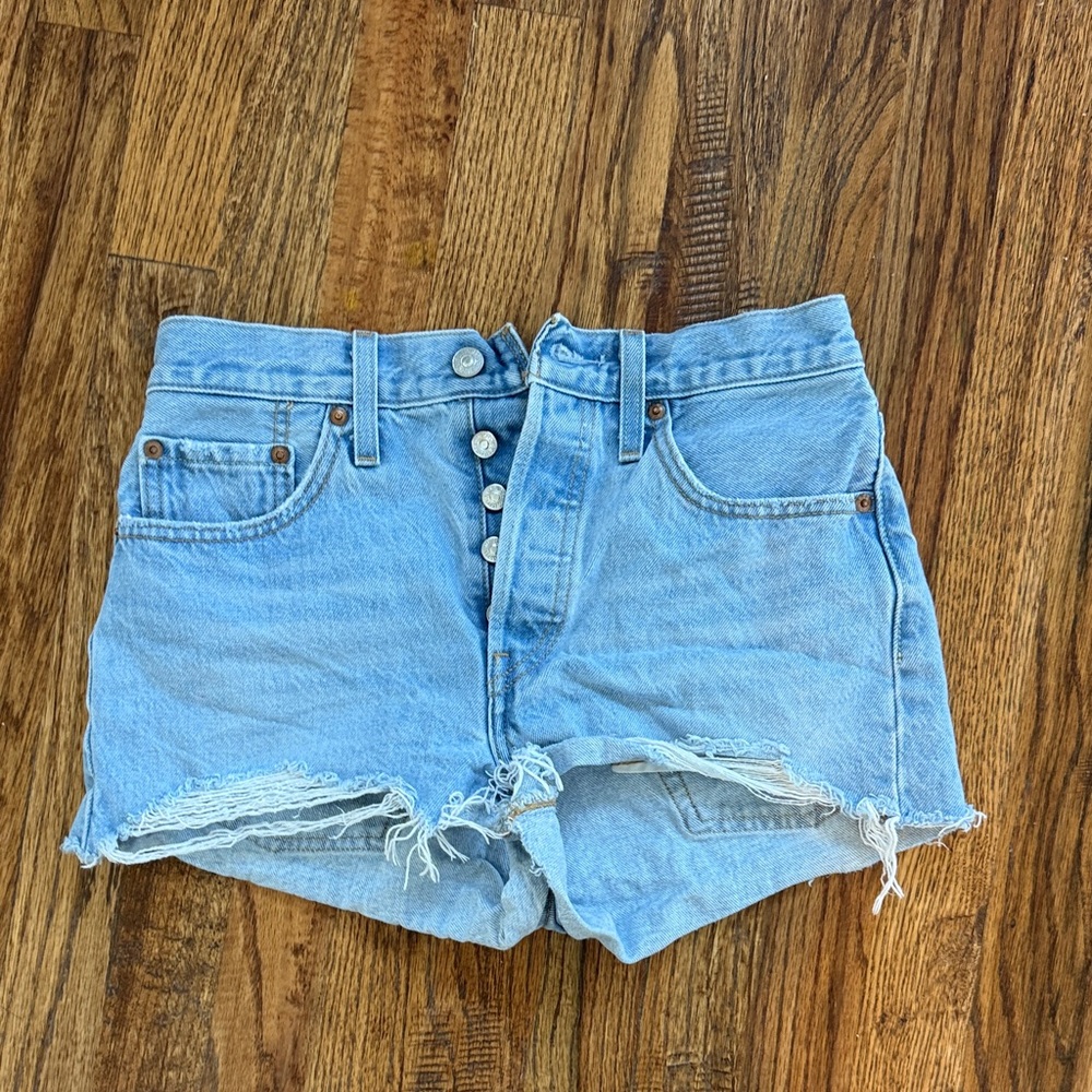 Levi’s Light Blue Denim Women Shorts